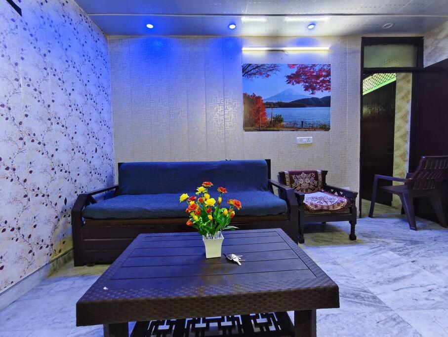 Peaceful Stay 1 Bhk Appartment New Delhi Ngoại thất bức ảnh