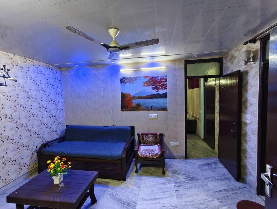 Peaceful Stay 1 Bhk Appartment New Delhi Ngoại thất bức ảnh
